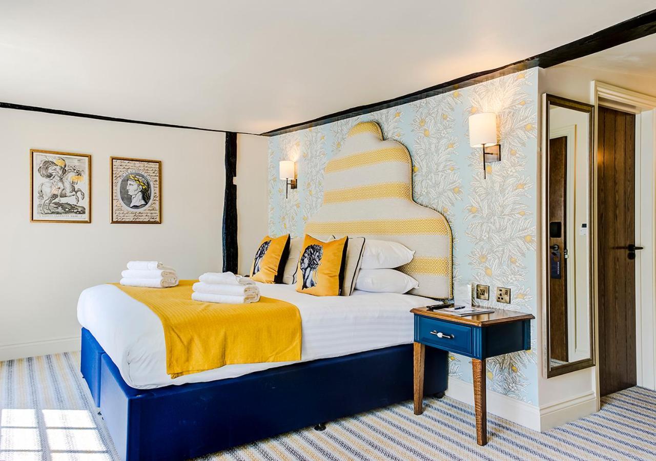 The George Hotel Colchester Bagian luar foto