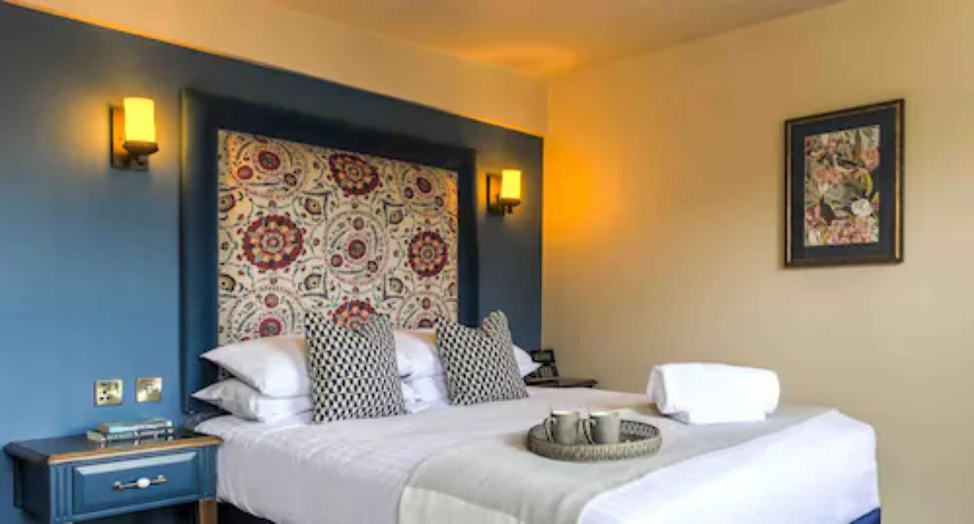 The George Hotel Colchester Bagian luar foto